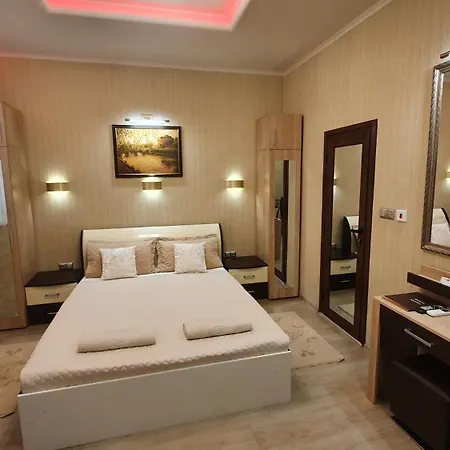 Deluxe Center Apartament *