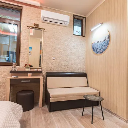 Deluxe Center Burgas