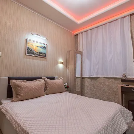 Deluxe Center Burgasz