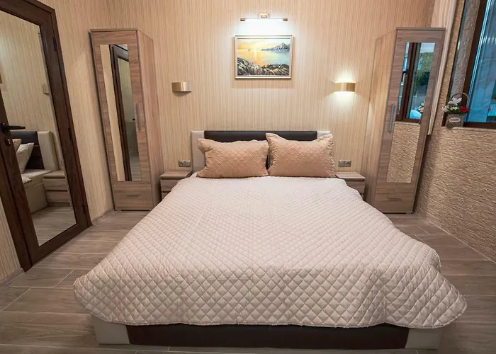 Apartment Deluxe Center