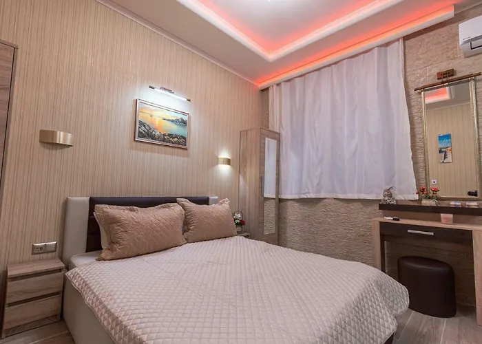 Deluxe Center Бургас