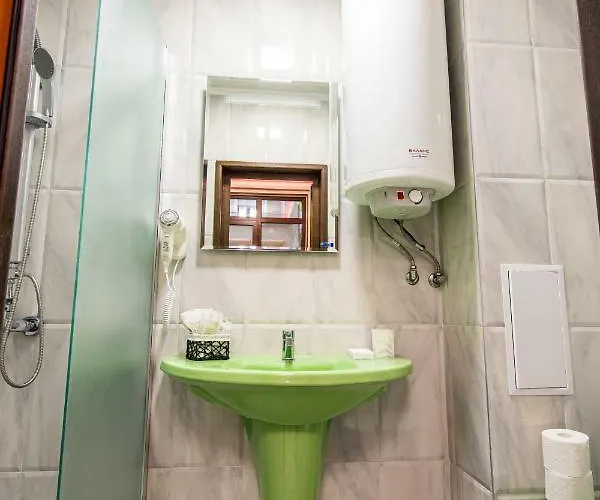 Deluxe Center * Бургас