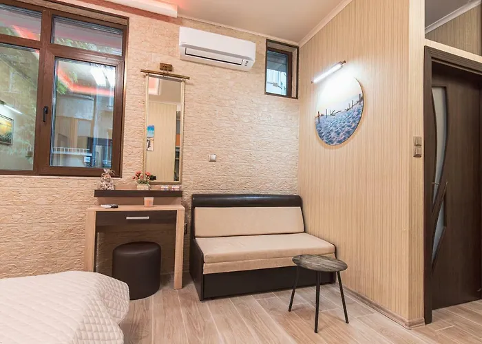 Deluxe Center Бургас