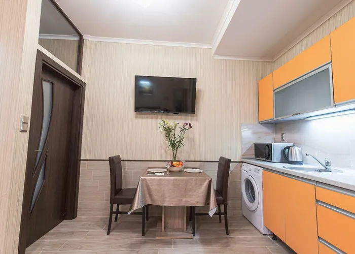 Deluxe Center Apartment *