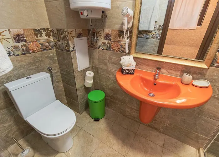 Deluxe Center Apartment *